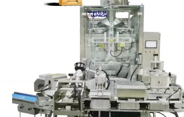 Automatische Beutel-Vakuumverpackungsmaschine mit dreieckigem Modell für Kaffeepulver